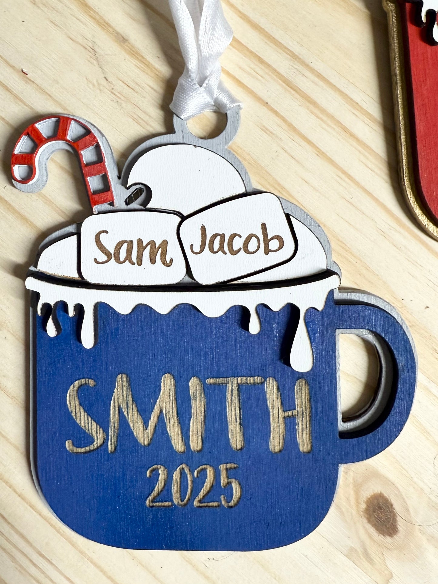 Personalized Hot Cocoa Family Ornament – Custom Names & Year