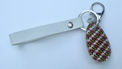 Maryland Flag Acrylic Keychain with White Faux Leather Strap