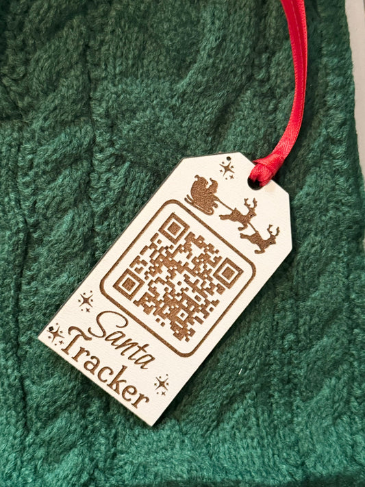 Santa Tracker QR Tag – Laser-Engraved Christmas Keepsake